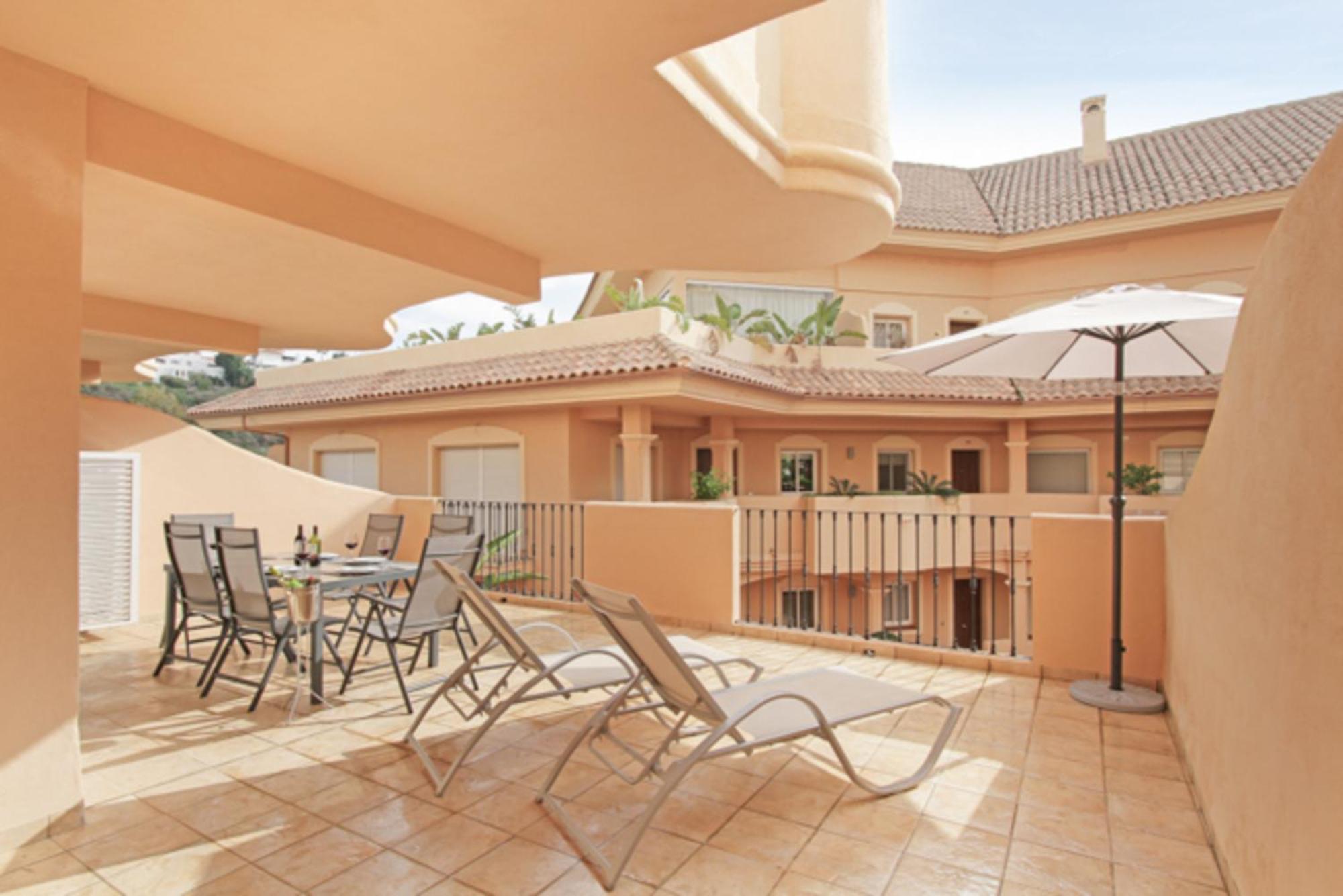 Aloha Hill Club Lluxury 5 Star Golf Resort Near Puerto Banus And 马尔韦利亚 外观 照片