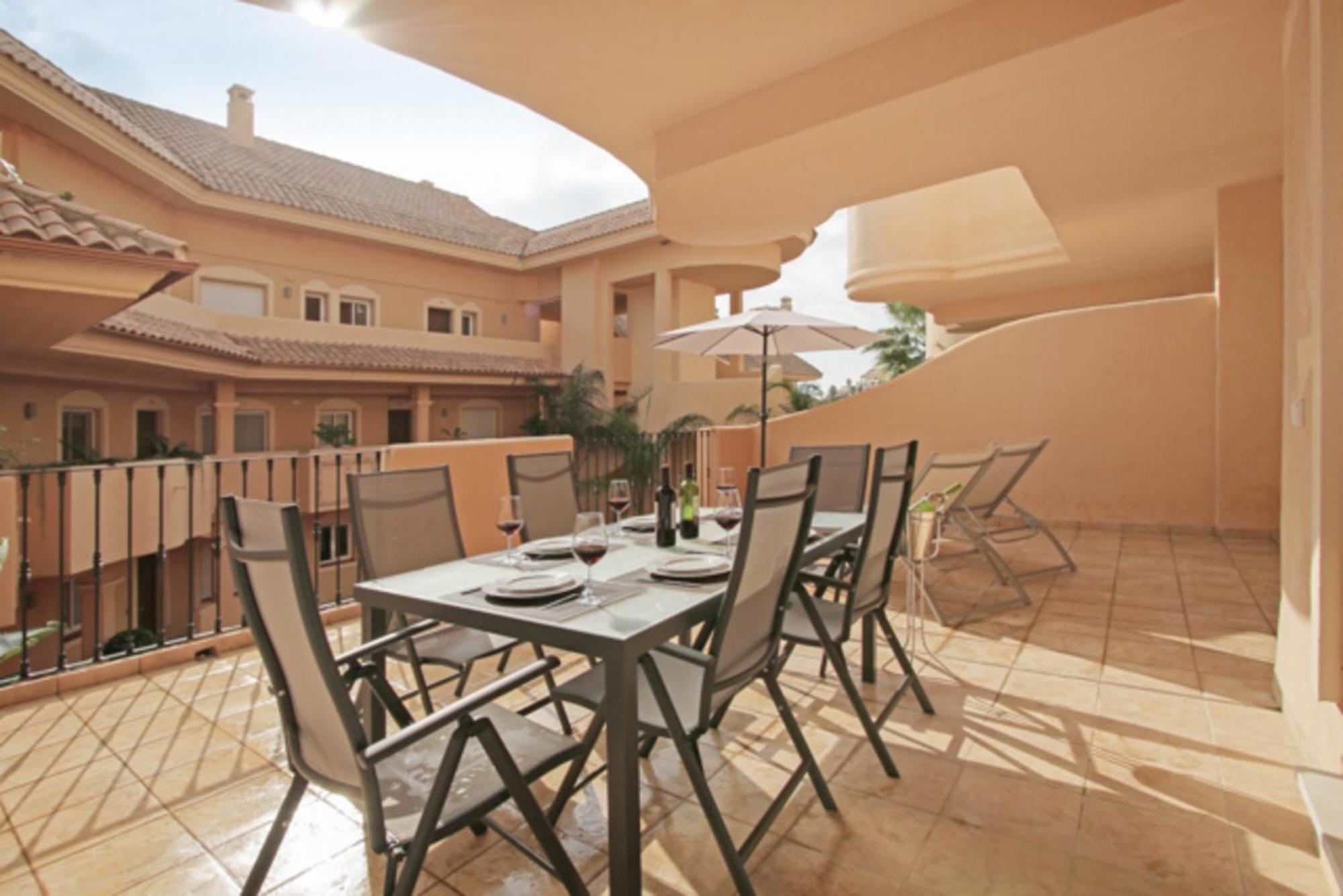 Aloha Hill Club Lluxury 5 Star Golf Resort Near Puerto Banus And 马尔韦利亚 外观 照片