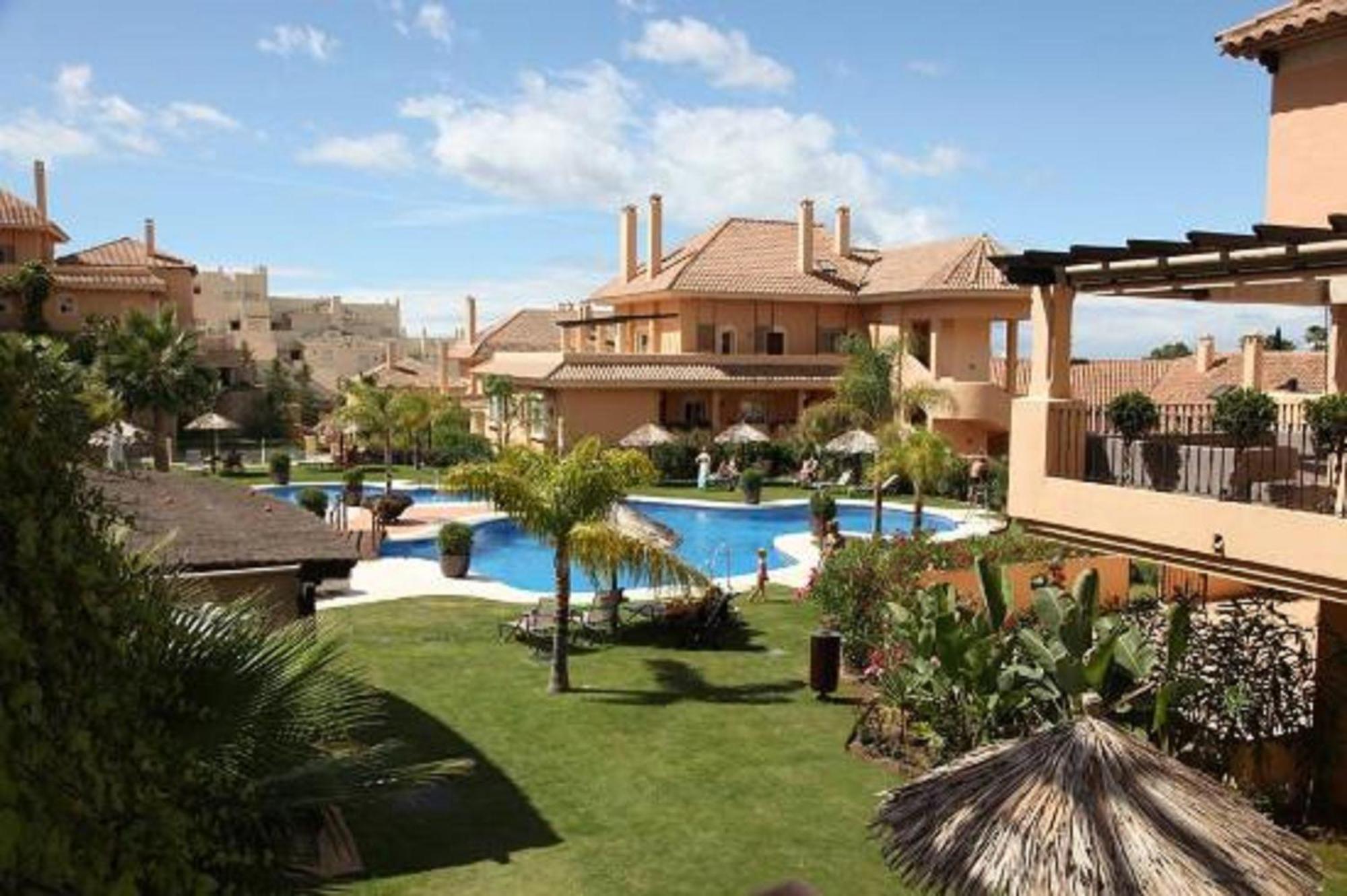 Aloha Hill Club Lluxury 5 Star Golf Resort Near Puerto Banus And 马尔韦利亚 外观 照片