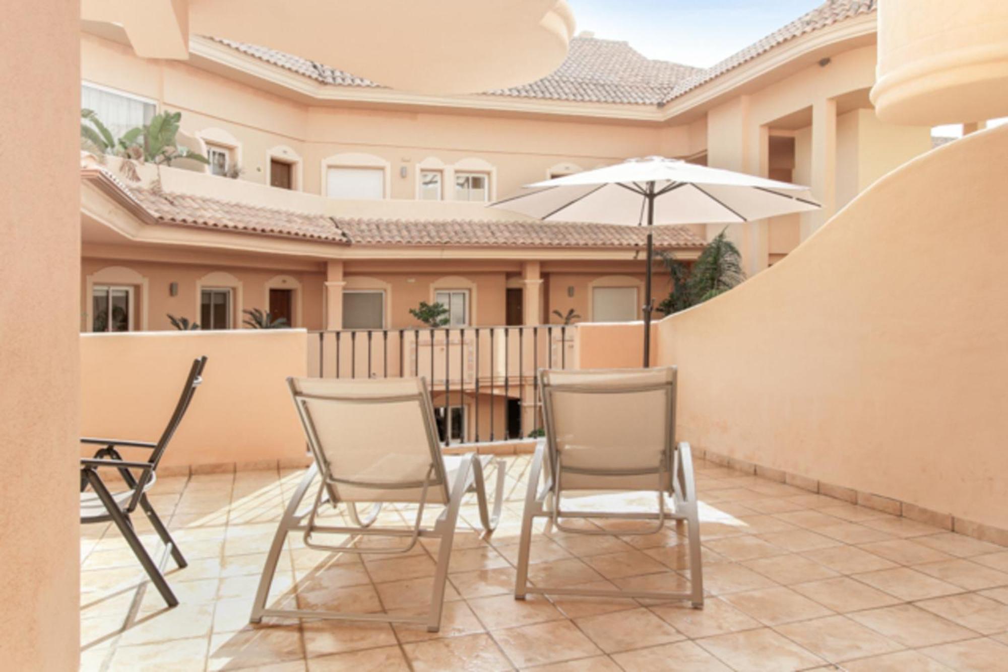 Aloha Hill Club Lluxury 5 Star Golf Resort Near Puerto Banus And 马尔韦利亚 外观 照片