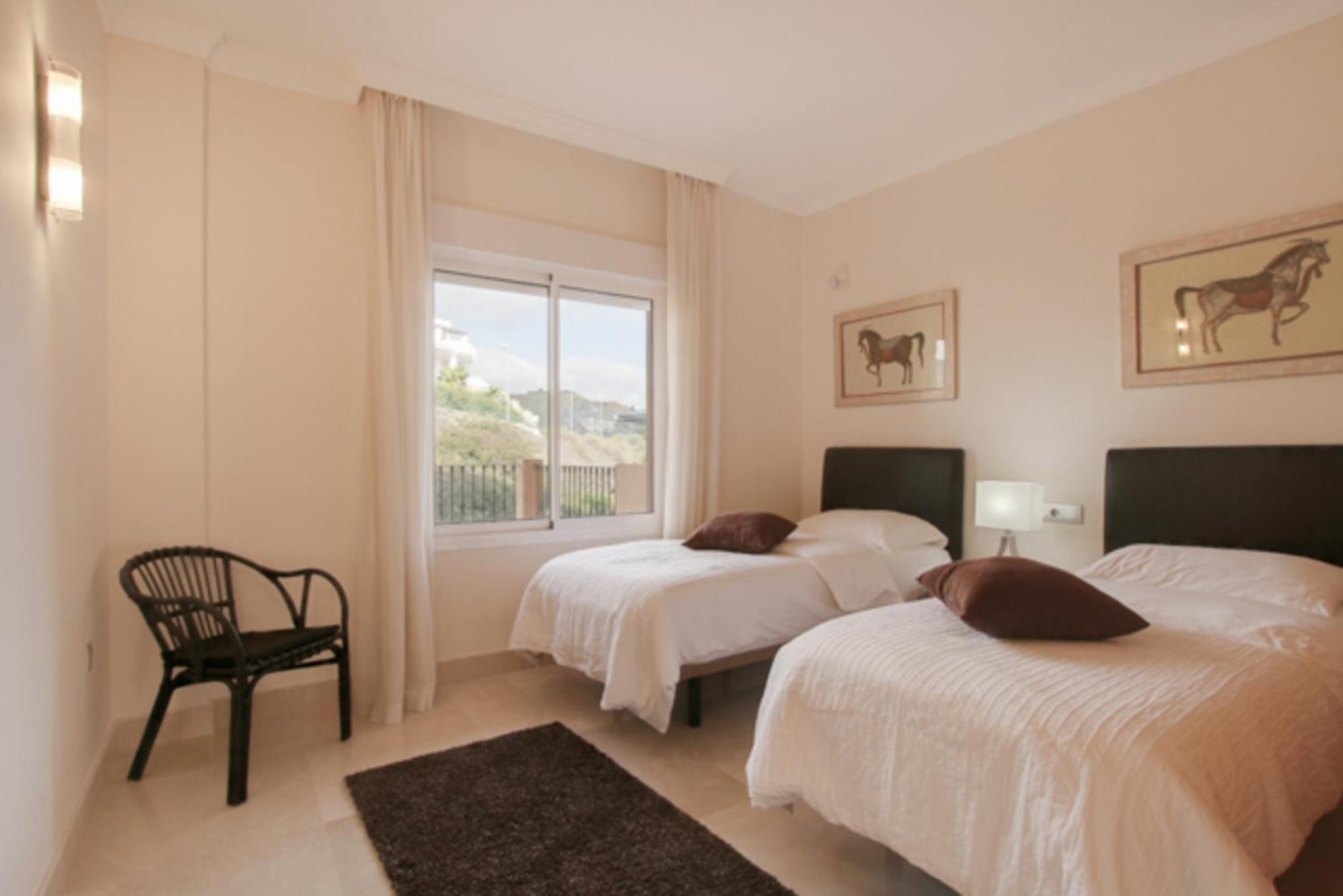 Aloha Hill Club Lluxury 5 Star Golf Resort Near Puerto Banus And 马尔韦利亚 外观 照片