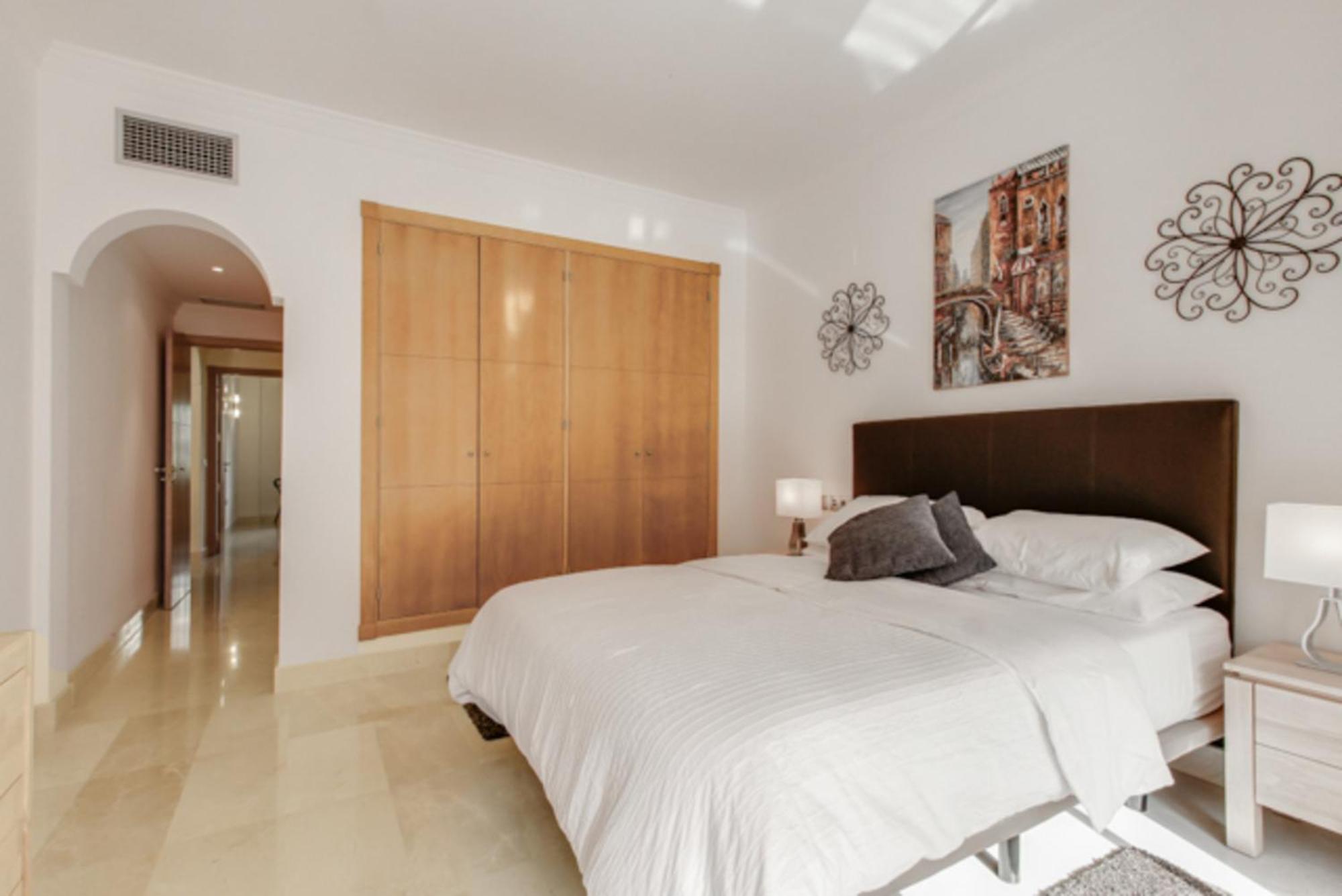 Aloha Hill Club Lluxury 5 Star Golf Resort Near Puerto Banus And 马尔韦利亚 外观 照片